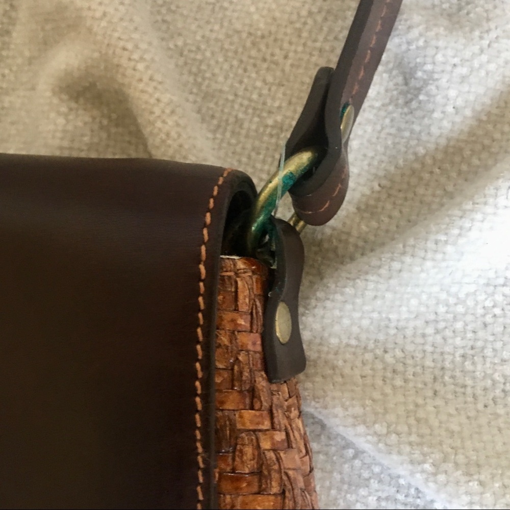 Vintage Fossil Woven Leather Shoulder Bag Baguette - Picture 6 of 8